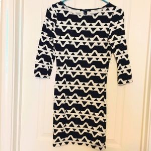 Mid-length Geometric Blk/Wht Pattern Bodycon Dress